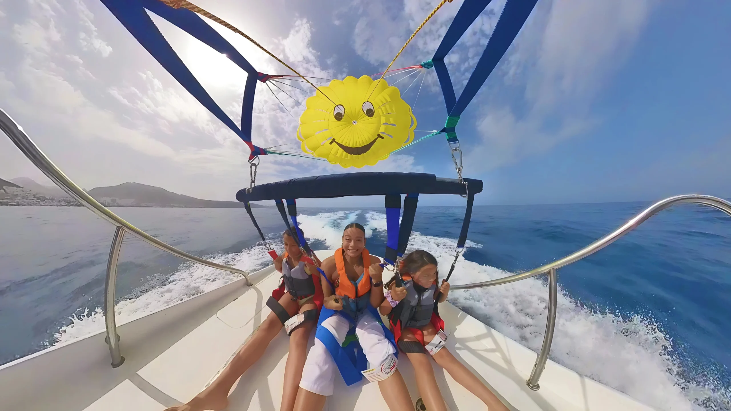 Parascending (from Los Cristianos) - Image 3